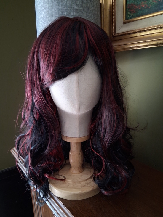 Ombre Other - Women’s Long Wavy Synthetic Wig in Burgundy & Black